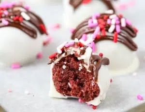 Red Velvet Oreo Truffles