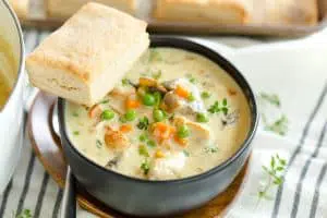 Chicken Pot Pie Soup