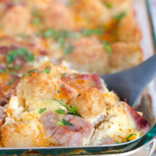 Ham and Cheddar Tater Tot Breakfast Casserole