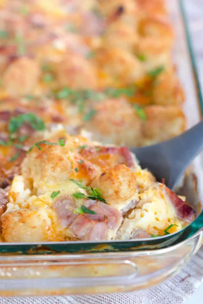 Ham and Cheddar Tater Tot Breakfast Casserole