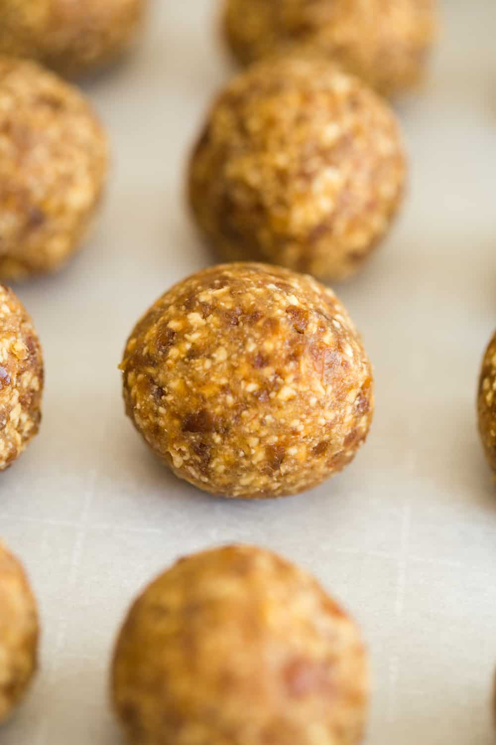 Peanut Date Balls