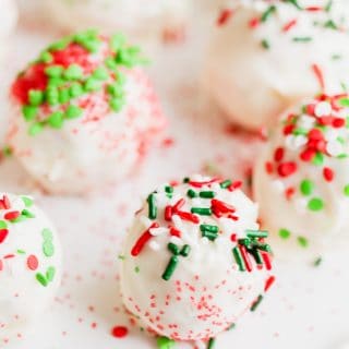 Christmas Rice Krispie Truffles