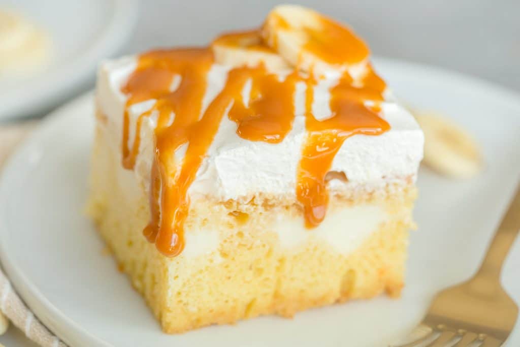 Caramel Banana Pudding Poke Cake