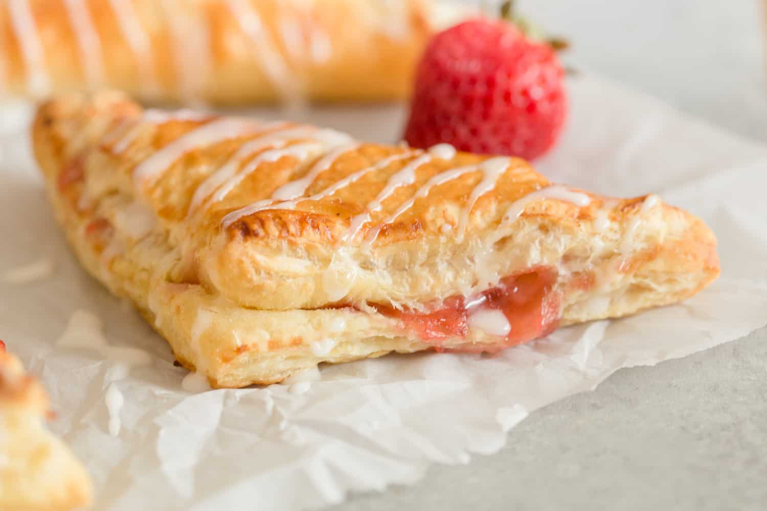 Easy Strawberry Puff Pastry Bites - Fat Rainbow