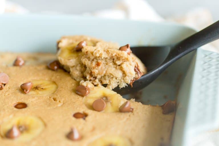 Viral TikTok Baked Oatmeal greens & chocolate