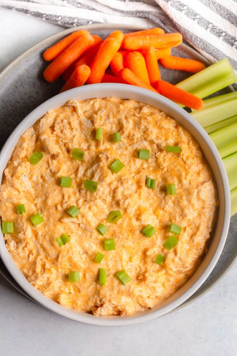 High Protein Buffalo Chicken Dip (Made with Cottage Cheese!)