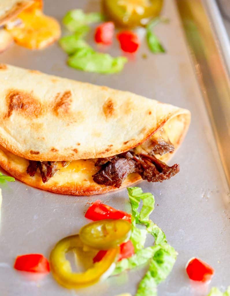 Slow Cooker Shredded Beef Tacos