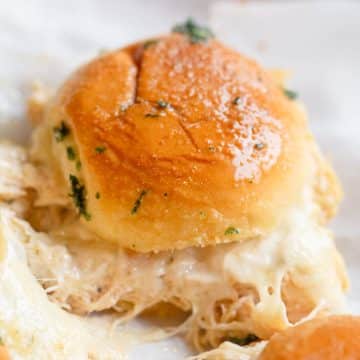 Slow Cooker Garlic Parmesan Chicken Sliders